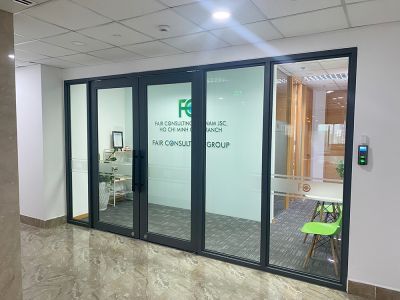 Cửa kính chống cháy